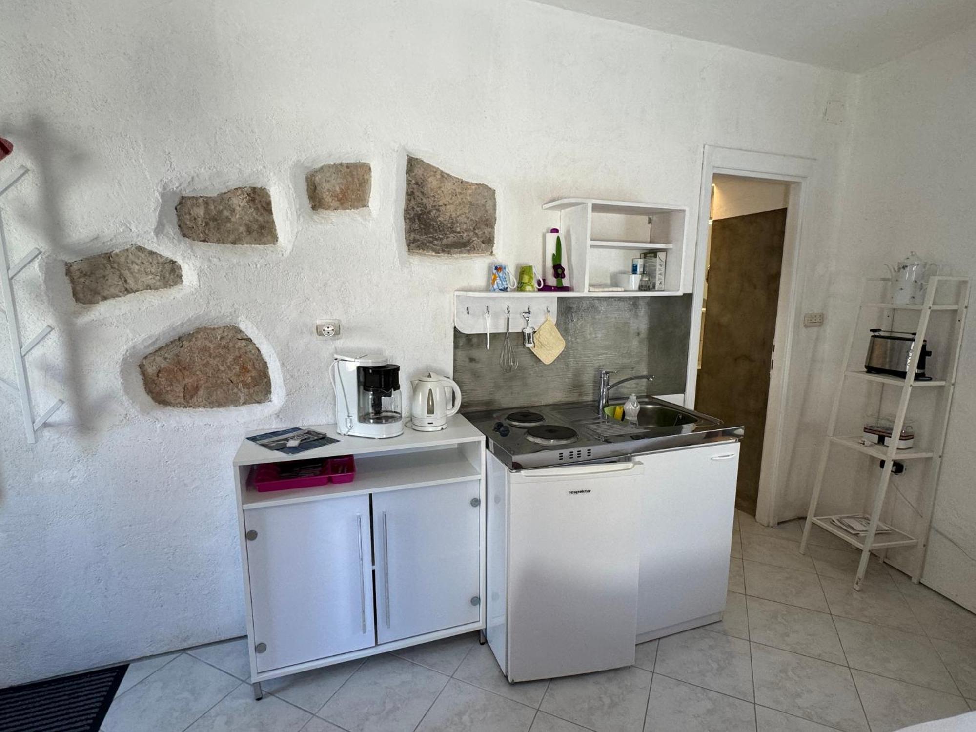 Mediterranes Ferienhaus M. Terrasse Veli Lošinj Extérieur photo